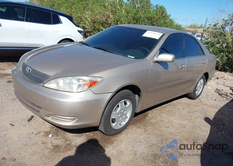2002 Toyota Camry Le V6 from USA, damaged, VIN 4T1BF30K52U025784